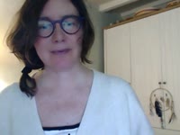 Fresh Mint Tea — recipe.
You’ll need:
A handful of fresh mint leaves. Hot water, just shy of a boil. A drizzle of honey, if you like it sweet. Optional: a slice of lemon, for that teasing sharpness.How to make it:
Start by waking the mint.
Don’t rush it — roll the leaves gently between your palms until their perfume rises.
Lay the leaves in your cup or teapot.
Pour the hot water — slowly.
Watch it swirl.
Wait. Three minutes. Maybe four.
Taste.
Sip it slowly.