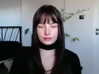 I’m a girly and playful girl who loves changing styles and surprising people. One day I can be soft and cute, another day alternative or coquettish – I love experimenting with different vibes.Music is a big part of my life. I listen to almost everything – pop, rap, rock and more. I also enjoy fashion and styling, cooking good food, watching movies and series, and learning about psychology and personal development.