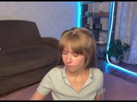 My name is Amy. I’m 25, and I live in a world where reality constantly blends with cinematic frames. Right now, I’m studying acting in Poland—learning how to master my voice, my body, and my emotions. They say the stage doesn’t tolerate anything fake, and I’ve brought that rule here with me.

If a director were to film my life, it would definitely be Quentin Tarantino. I live for that energy: from the frantic dialogues in roadside diners to the raw aesthetic of The Hateful Eight. I can spend hours debating why it was actually a soul inside that briefcase in Pulp Fiction, or quoting the classics while an old vinyl record crackles in the background.

Here’s what you should know about me before we get closer:

My weaknesses: The scent of old books, Pre-Raphaelite aesthetics, and analog photography. I always have my Polaroid camera with me—I love capturing the moments that can’t be reshot.

My rhythm: Between Shakespeare rehearsals and memorizing scripts, I look for inspiration in art. To me, nudity isn’t just skin; it’s lines, light, and shadows—much like an Egon Schiele painting.

My hobby: I practice stage fencing. It teaches me balance and grace. So don’t be surprised by my posture—deep down, I’m always ready for a duel.

I’m not here just to play a part. I’m here to create our own movie, where we’re the ones making the rules.

Come on in, take a seat. Let’s talk about your favorite film or just share a silence to some 70s tracks. What will today’s take look like?