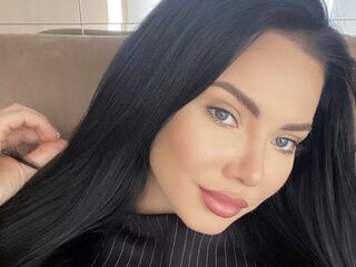 sexy cam girl CaitlynEva