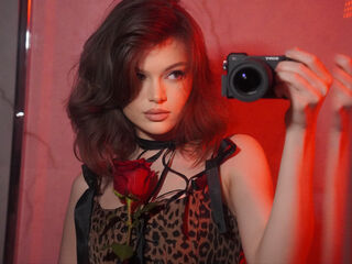 beautiful girl cam LunaBruna