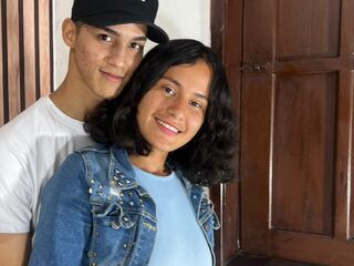 adult cam sex chat CnadyAndOliver