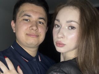couple bedroom cam MeganKarl
