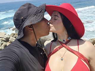 naked webcam couple sex show NahomiAndLeo