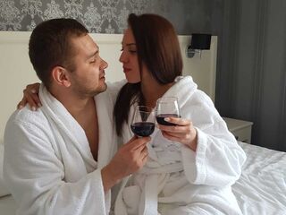 naked cam couple masturbating with vibrator OlgaDima