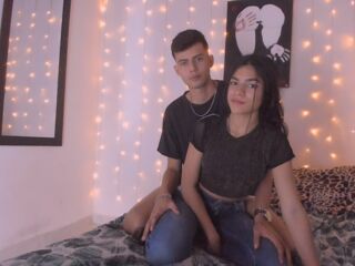 live sex cam couple SarahandMarck