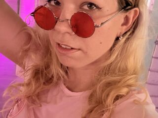 ass spanking webcam AlexysLuna