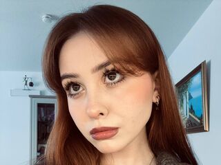 masturbating webcamgirl AdaLeleux