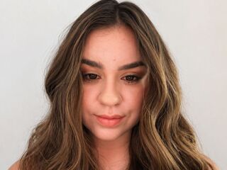 shaved pussy web cam AlexandraThornt