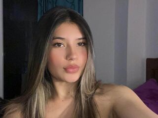 shaved pussy webcam AmberColm
