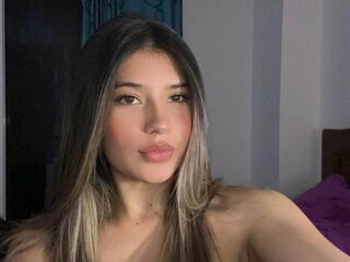 sexy webcamgirl AmberDaccardi
