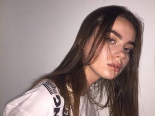naked webcamgirl photo AmeliPovilain