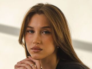 jasmin live cam AmelinaBrauberg