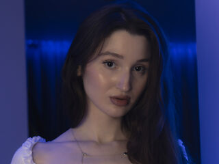 naked camgirl picture AminaNim