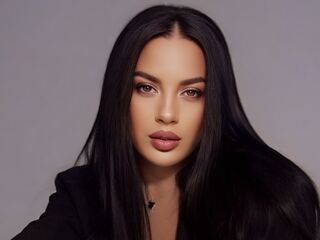 fingering camwhore AmiraSunshine