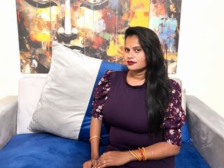 naked webcam girl AnnaRevolt