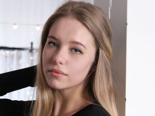 free liveshow AnnetteMajid