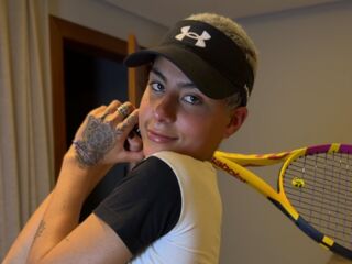 hot cam girl masturbating with dildo AriadneRose
