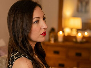 camgirl video chat room ArishaElara