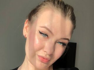 girl fingering pussy ArlettaVatter