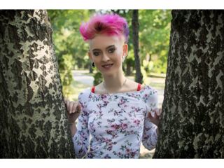 hot cam girl masturbating with sextoy BlossomTiffany