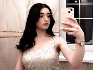 camgirl masturbating with vibrator CarriMaclachlan