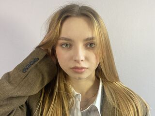 webcam chat ChariseKuhnke