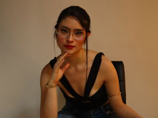 cam chat room ChloeVelasco