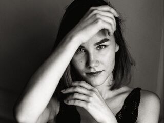 adult live webcam ClareFlorence