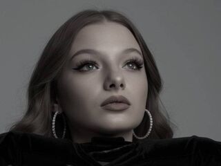 voyeur webcam CreolaScheidler