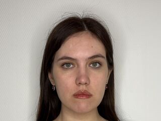 hot cam girl fingering shaved pussy CristaCarpentier