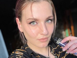 sexcam photo CristaStwell