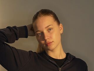 webcam girl CristalCinnamond