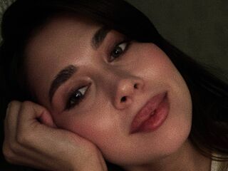 jasmin sexshow DetraAffleck