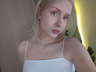 dirty cam show DorisMaurs