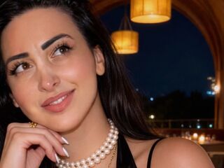naughty camgirl masturbating ElesseLust