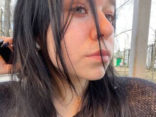 nude webcamgirl ElzzaCute
