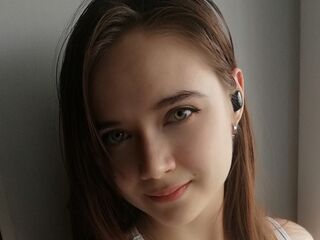 jasmin adult cam EmilieMollo