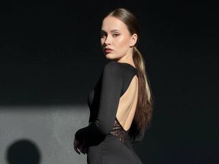 adultcam photo EmilyGiffin