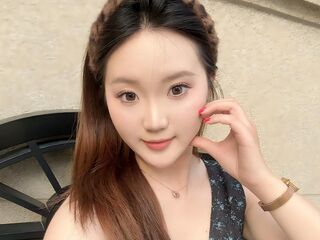 live webcam performer EmmaWei