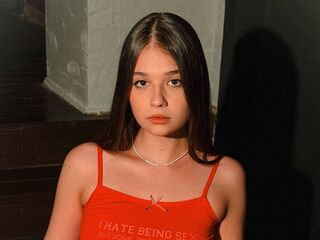 hot webcam slut EmoryWanz
