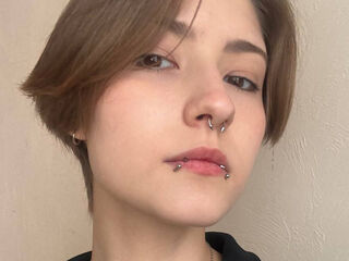 fingering girl cam picture EssieAcheampong