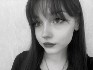 shaved pussy webcam EvelynnCaillouet