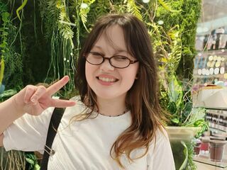 beautiful webcamgirl FayLawley