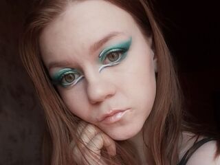 naked girl with webcam masturbating with dildo FloreneBouma