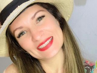 cam girl masturbating with vibrator HayleyMargon