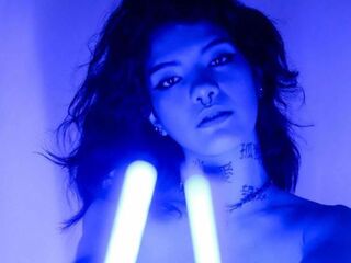camgirl shaving pussy HinataDarky