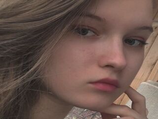 live cam girl InocenciaFarrare