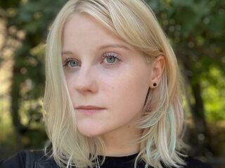 webcam strip tease show JoanJones