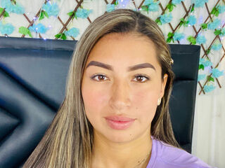 live cam girl KaatheAdams